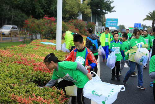Dernières nouvelles de l'entreprise sur Renforcer le nettoyage communautaire avec des sacs compostables – Notre engagement pour un avenir plus vert